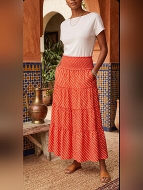 Ralph Lauren Elegant Orange White Maxi Skirt.   Size XL